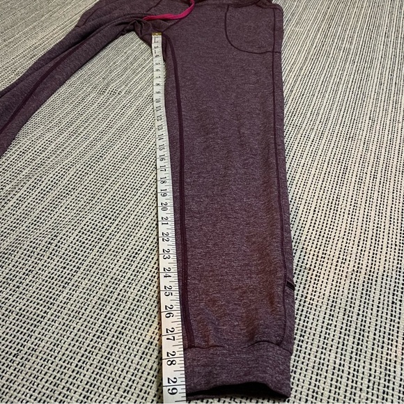 LuluLemon Ready To Rulu Heathered Fleece Savannah Size 4. - Picture 6 of 6